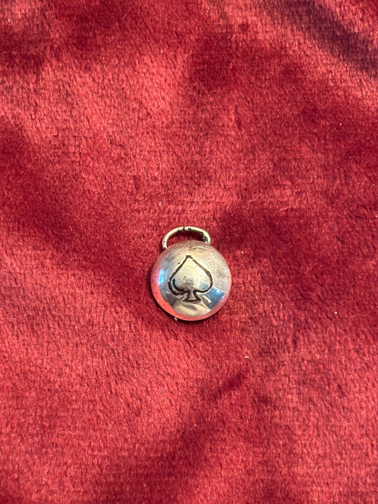 Spade charm ￼